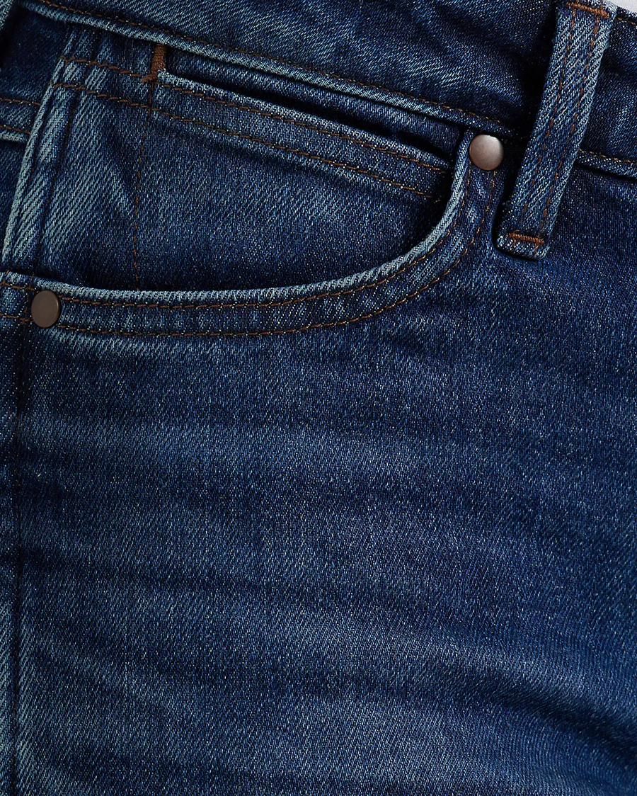 Women's Bailey Bootcut Jeans - Image 4