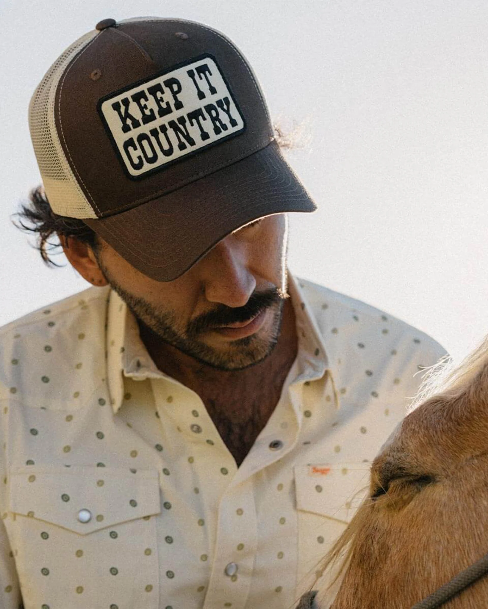 Keep It Country Trucker - Mhsu26Kpcntbrn - Image 2