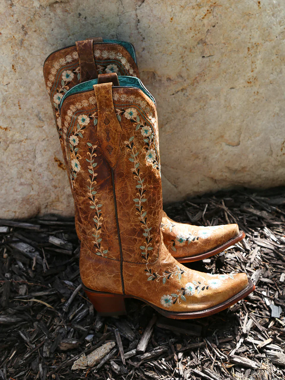 Women's Flowered Embroidery Glow Collection Western Boots - Image 2