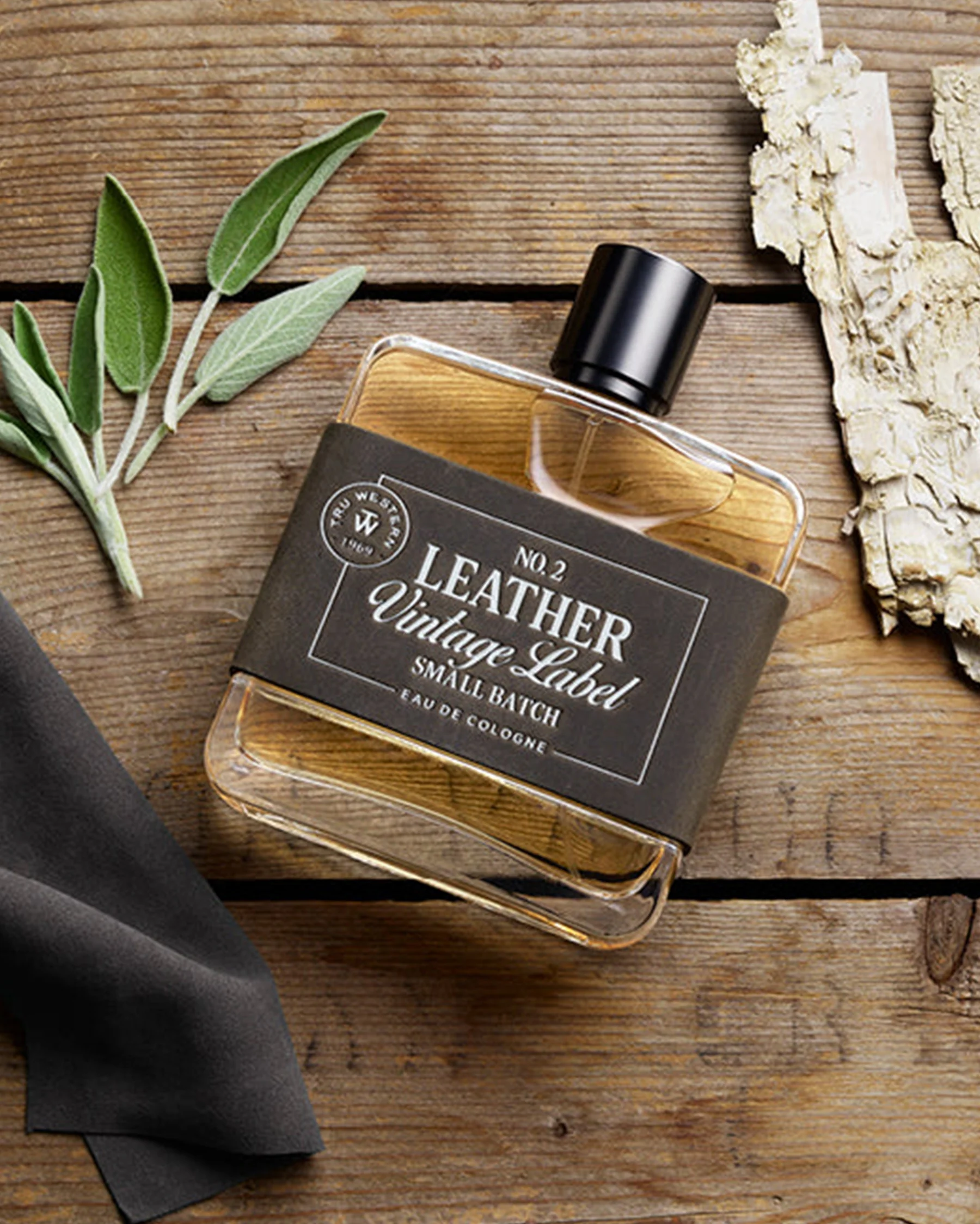 Men's No. 2 Leather Vintage Label Small Batch Cologne - Image 3