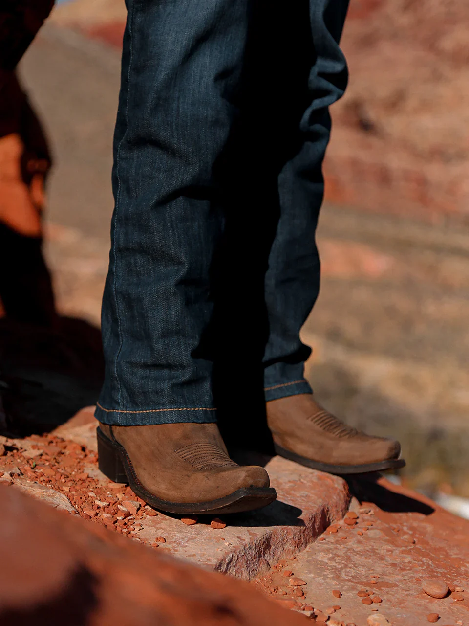 Men's Gold Cowhide Western Boots - Image 2