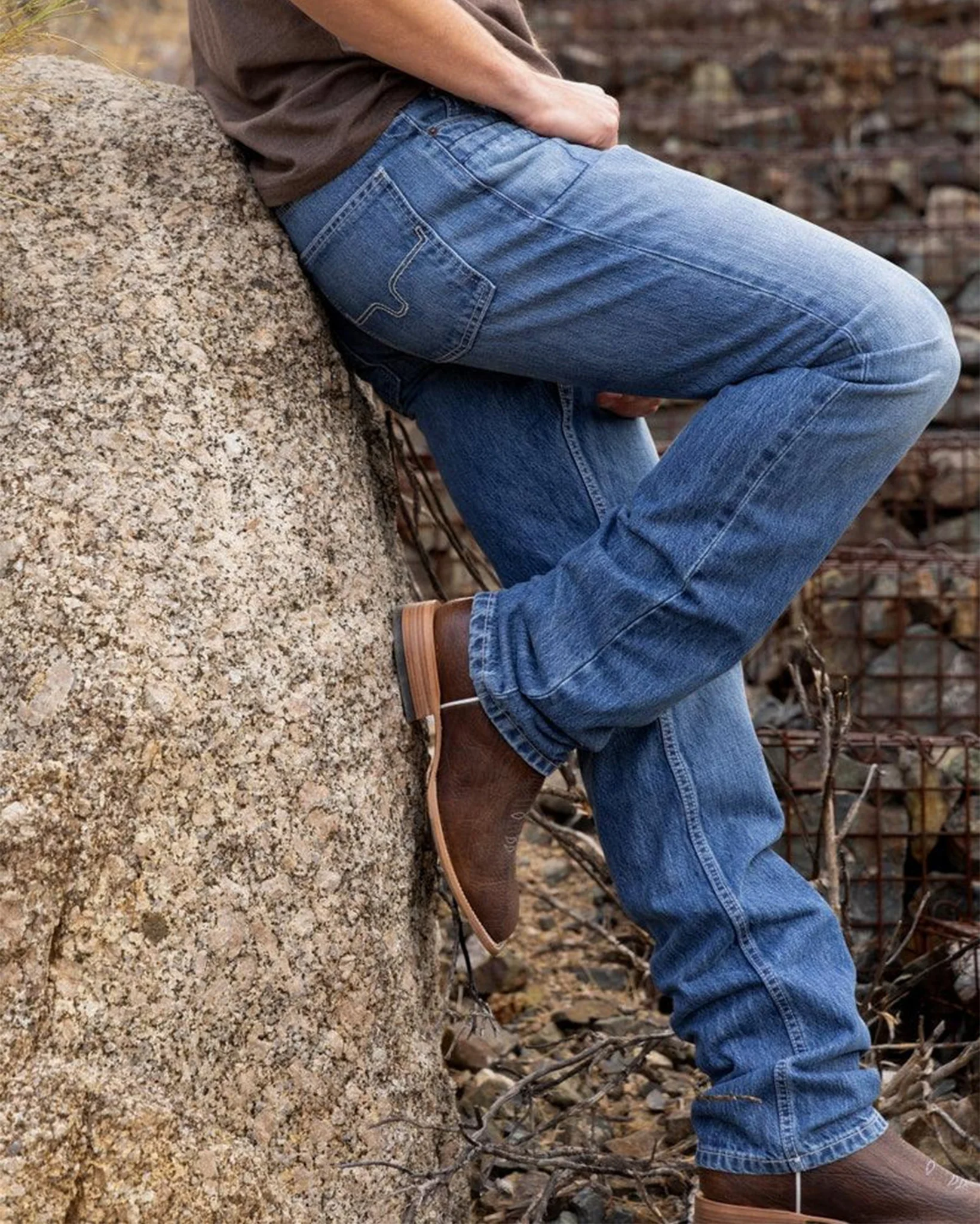 Men's James Mid Wash Straight Jeans - Image 2