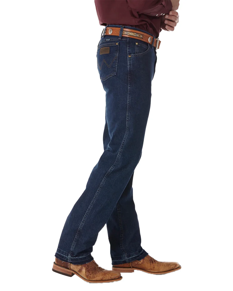 Men's Premium Performance Cowboy Cut® Advanced Comfort Wicking Regular Fit Jeans - Image 3